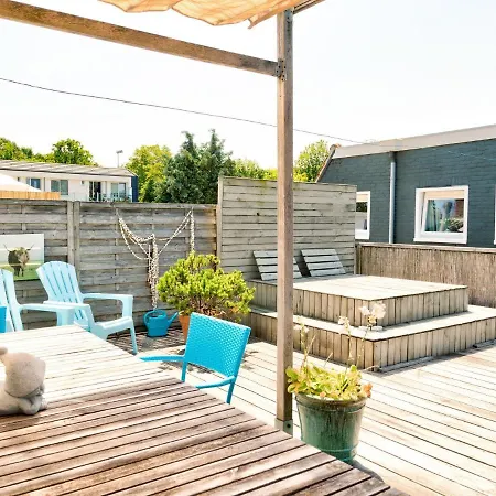 Modern In Near The Beach